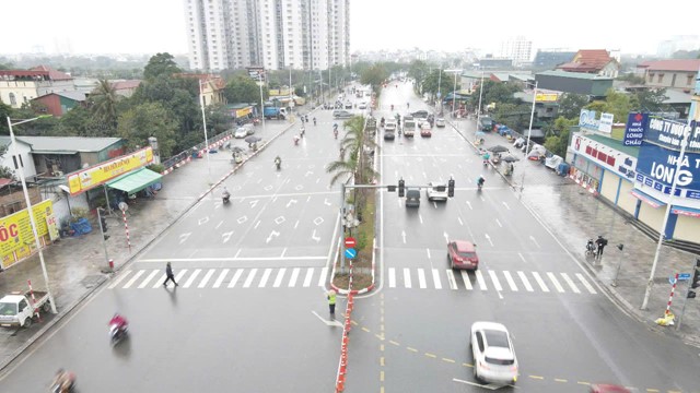 Đóng nút giao, xoá điểm ùn tắc trên đường Trịnh Văn Bô và Nguyễn Hữu Dực