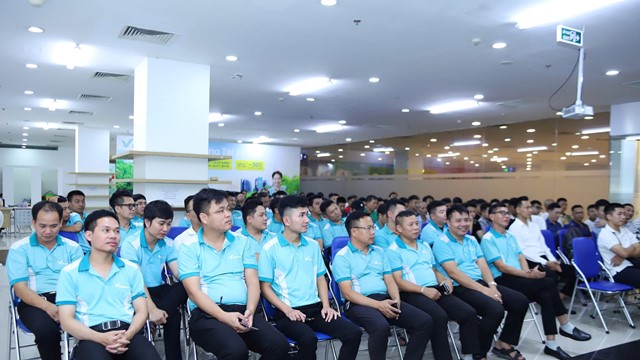 Bồi dưỡng văn hoá giao thông cho tài xế taxi: Nhiệm vụ cấp bách