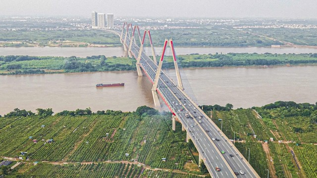 Gia hạn phương án tổ chức giao thông phục vụ thi công trên cầu Nhật Tân