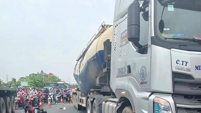 Hải Phòng: Người phụ nữ chết thảm sau va chạm với xe bồn