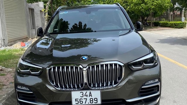 Xế hộp BMW X5 2022 bốc trúng biển sảnh rồng 567.89