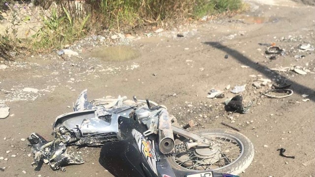 Va chạm với ô tô, thiếu niên 17 tuổi tử vong tại chỗ