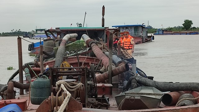 Hải Phòng: 68 trường hợp vi phạm các quy định về trật tự an toàn giao thông đường thủy nội địa