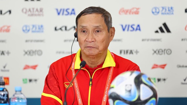 HLV Mai Đức Chung xác nhận chia tay đội tuyển nữ Việt Nam