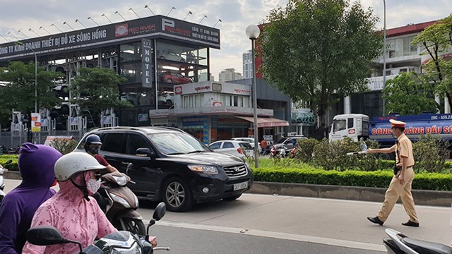 Mức xử phạt đối với ô tô đi vào làn xe buýt nhanh BRT