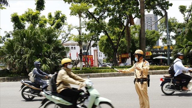 Hàng trăm GLXP bị tước vì vi phạm giao thông trong tuần qua