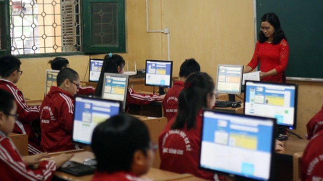 Triển khai Chương trình truyền thông “Vì An toàn giao thông Thủ đô năm 2018”