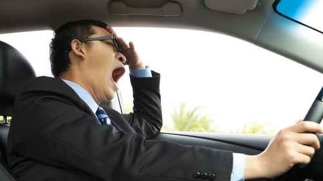 Lời khuyên dành cho các tài xế chống lại cơn buồn ngủ khi lái xe