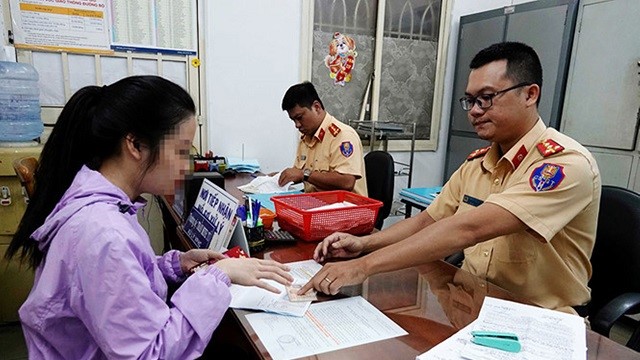 Chủ xe ô tô phải có tài khoản riêng để phạt nguội: Nhiều băn khoăn