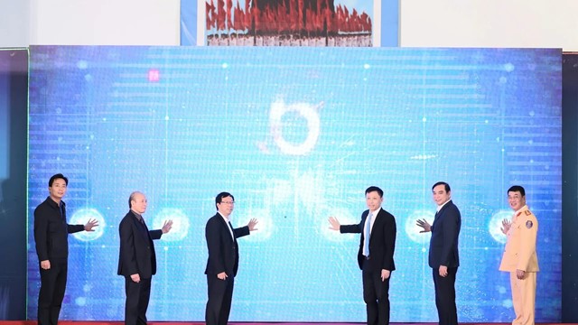 Khởi động Chương trình truyền thông “Vì An toàn giao thông Thủ đô” năm thứ 15