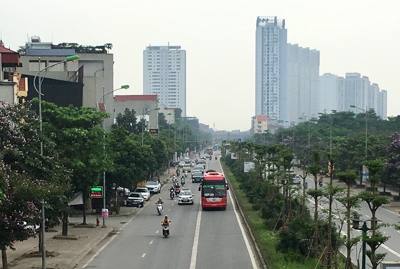 Xe khach Anh Huy Dat Cang lien tiep lap “ben coc” tren duong Ha Noi - Hinh anh 1