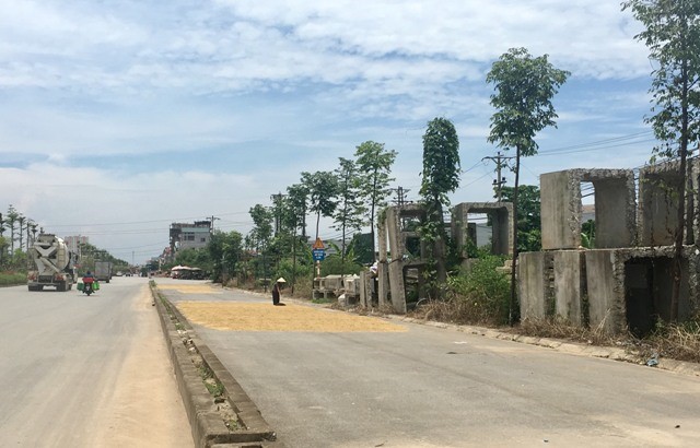 [Anh] 2,3km lam gan 8 nam chua xong - Hinh anh 6