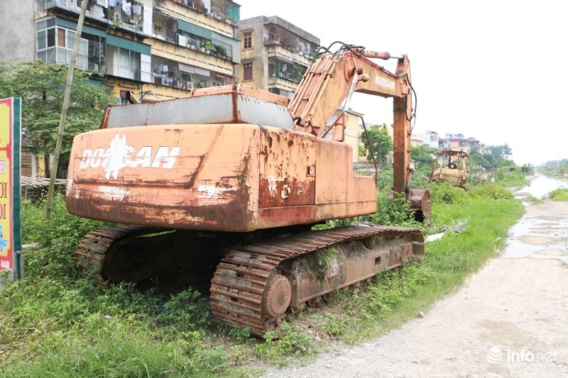 Ha Noi: Co 1km duong lam hon chuc nam chua xong - Hinh anh 2