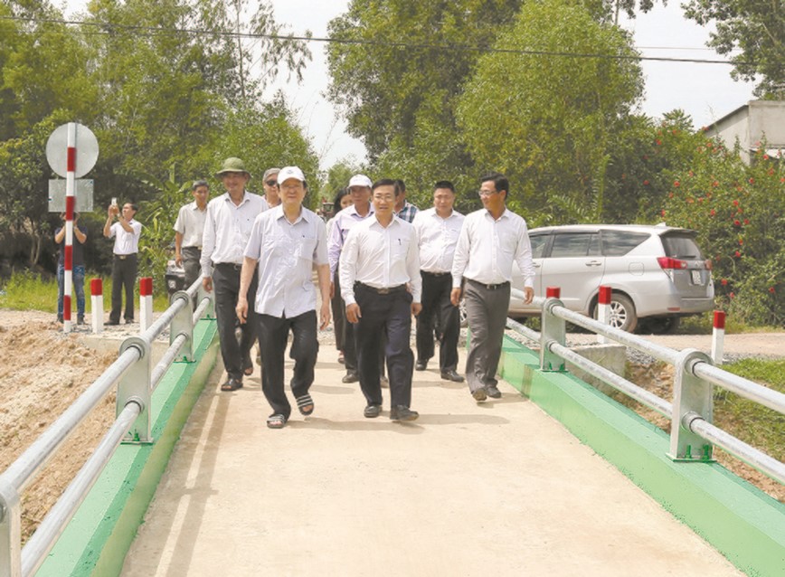 Niem vui ben nhung cay cau “Bac Tu Sang” - Hinh anh 1