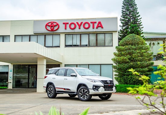 Fortuner 2019: Vung ngoi vuong, thach thuc moi doi thu - Hinh anh 1