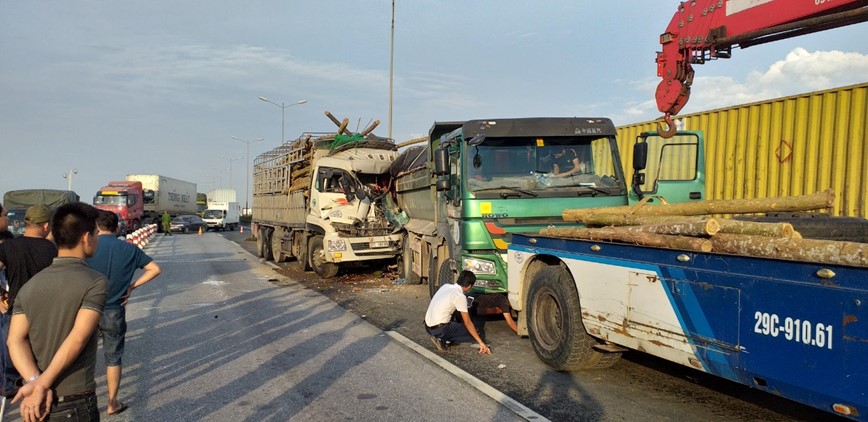 Ha Noi: Tai nan giao thong giam nhung ty le tu vong tang - Hinh anh 1