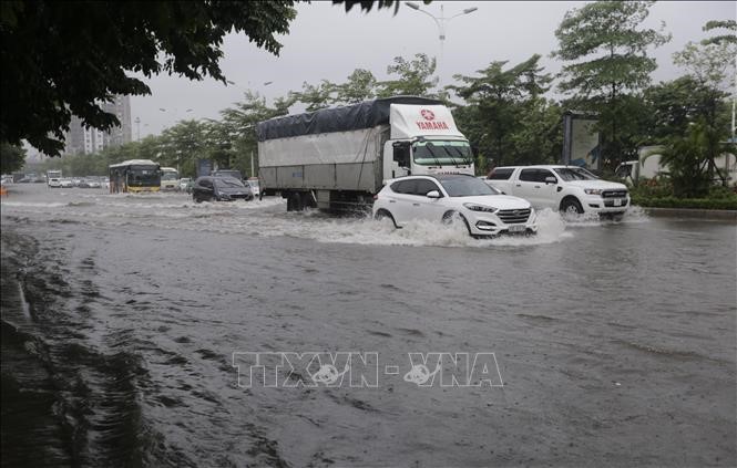  Ha Noi khan truong khac phuc ngap ung, do cay do bao so 3 - Hinh anh 1