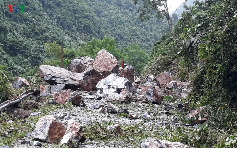 Bac Kan: Da lo vui lap xe may, 2 nguoi thuong vong - Hinh anh 1