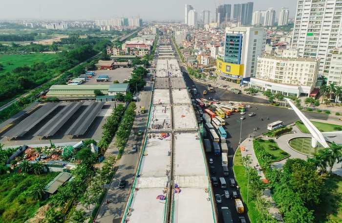 Hon 1 nam thi cong, cau can Mai Dich - Nam Thang Long 5.300 ty dong dang ra sao? - Hinh anh 3