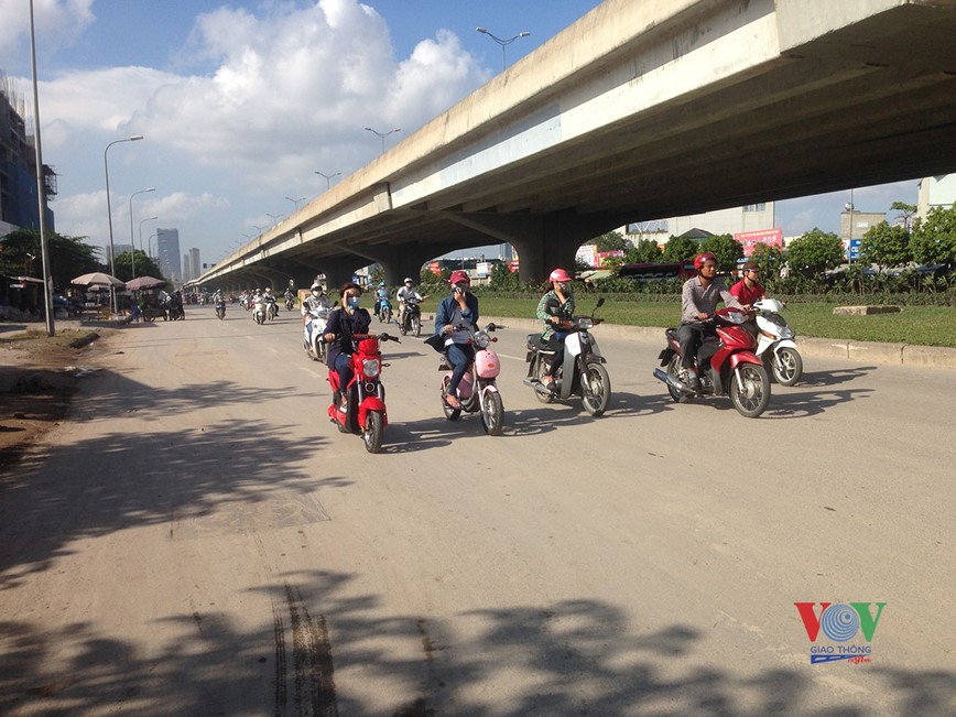 Ha Noi bui - Nhung con duong kho tho - Hinh anh 9