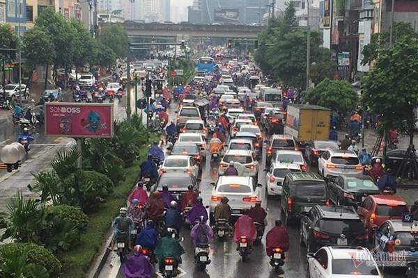 Ha Noi mua, tac trien mien tu sang toi trua - Hinh anh 3