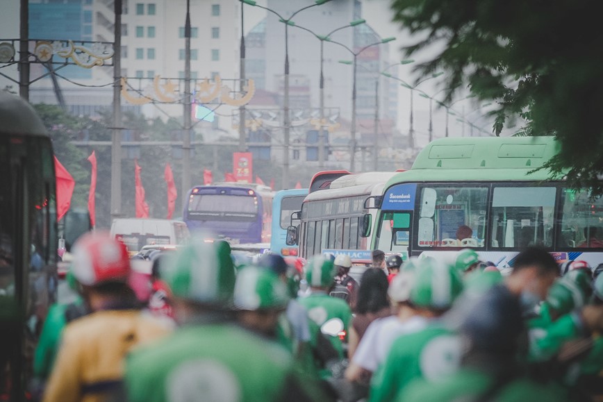 Gia cuoc xe cong nghe: Ai la nguoi quyet dinh? - Hinh anh 1