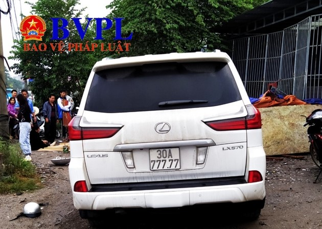 Lexus 570 bien ngu quy 7 tong chet mot phu nu o Ha Noi - Hinh anh 3