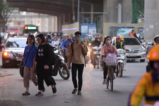 Cau vuot cho nguoi di bo: Ky vong nhieu, that vong khong kem - Hinh anh 6