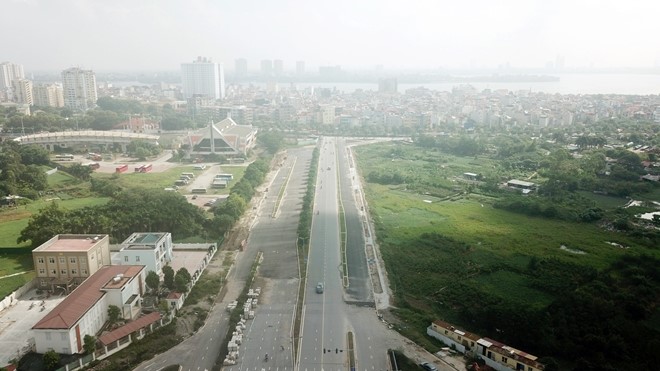 Nhin tu tren... troi tuyen duong 10 lan xe o Thu do - Hinh anh 2