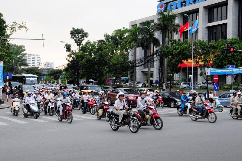 Ke hoach tong the dam bao an toan giao thong duong bo tai Ha Noi: Ky vong nhieu doi thay tich cuc - Hinh anh 1