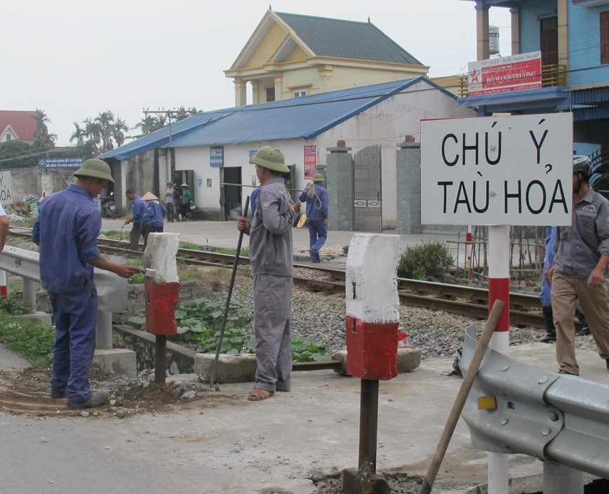 Diem danh cac dia phuong khong cu nguoi gac loi di tu mo - Hinh anh 1