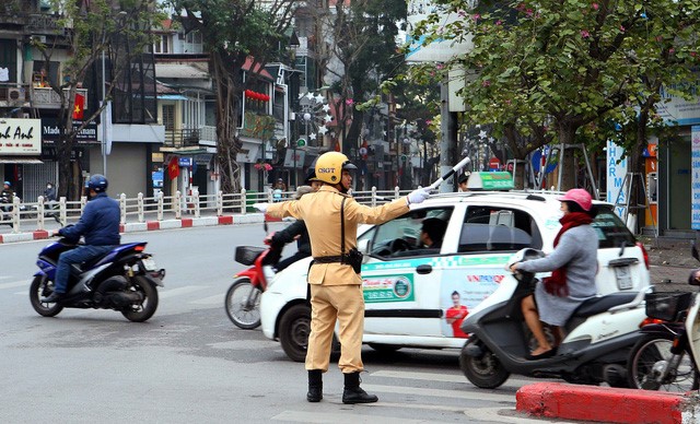 Mo dot cao diem dam bao trat tu an toan giao thong tren toan quoc tu 16/12 - Hinh anh 1