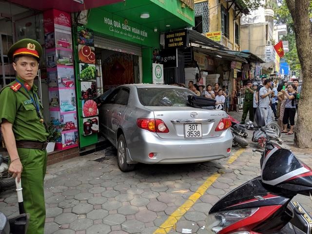 Khi “bong hong” la “diem den” trong tai nan giao thong - Hinh anh 2