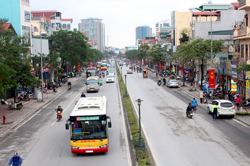 Ha Noi tiep tuc nghien cuu to chuc lan duong uu tien cho xe buyt - Hinh anh 1