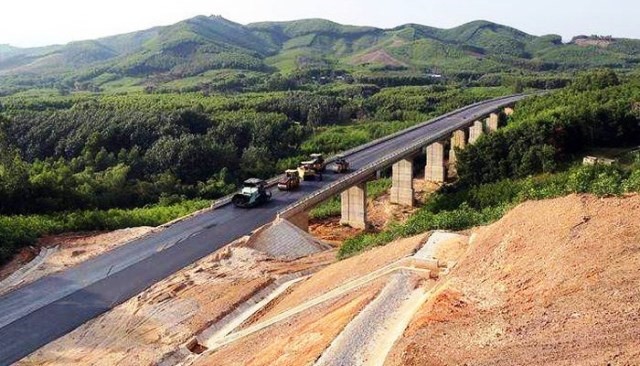 Cao toc Bac - Nam va “diem nghen” trong cong tac giai phong mat bang - Hinh anh 3