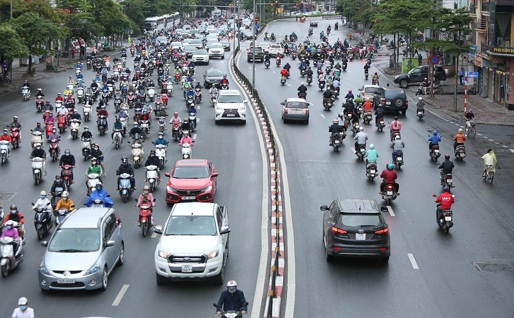 Ha Noi: Khong lo la trong ngay dau noi long gian cach xa hoi - Hinh anh 1