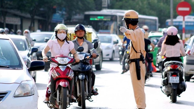 Bo GTVT nhan 103 van ban gop y ve Luat Giao thong duong bo (sua doi) - Hinh anh 1