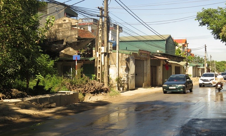 Thanh Oai: Nguy co cham tien do du an cai tao Tinh lo 427 - Hinh anh 1