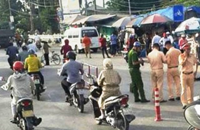 Tai nan giao thong moi nhat hom nay 7/7/2020: Cu ba an xin tu vong gan tram thu phi - Hinh anh 1