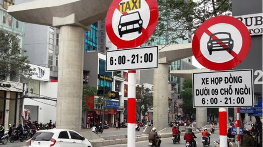 Nhung tuyen duong o Ha Noi khoi phuc bien cam xe taxi tu ngay mai (15/9)? - Hinh anh 1