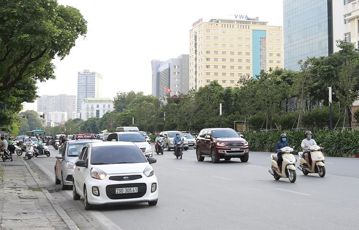 De xuat cam o to dung qua 5 phut: Khong de thuc hien - Hinh anh 1