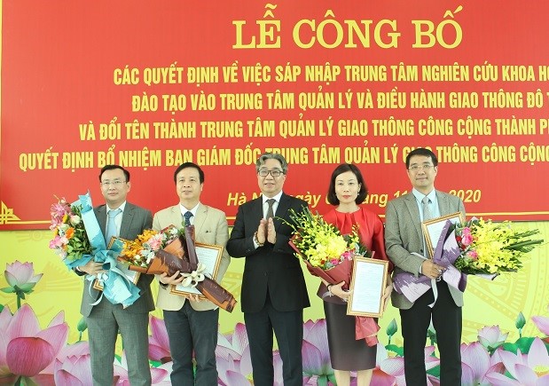 Cong bo quyet dinh doi ten Trung tam Quan ly va dieu hanh giao thong do thi - Hinh anh 2