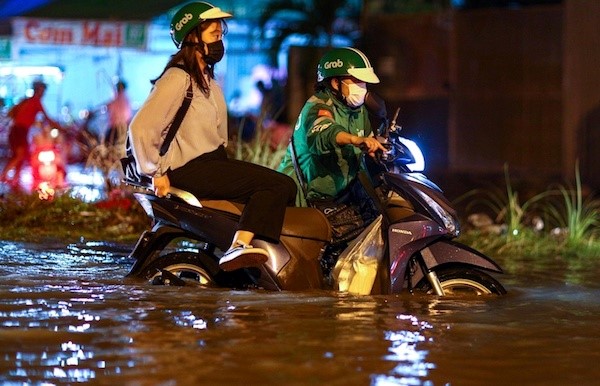 TP Ho Chi Minh: Trieu cuong dat dinh, nguoi dan 