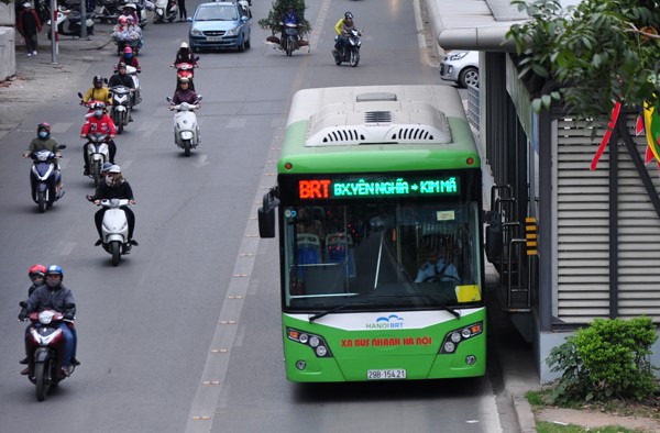 Ha Noi trien khai ke hoach van tai khach dip Tet Duong lich, Tet Nguyen dan 2021 - Hinh anh 1