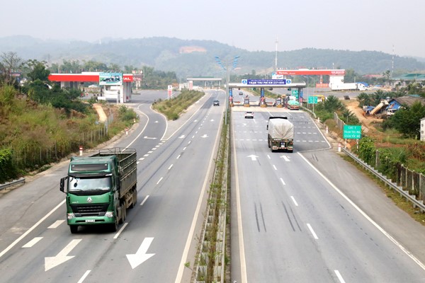 Bo Giao thong dong thuan lam cao toc Tuyen Quang - Phu Tho bang von ngan sach - Hinh anh 1