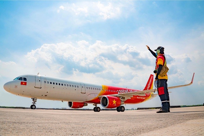 Bay “chat” cung Vietjet - Vui le hoi, trung xe hoi, chao nam moi - Hinh anh 1