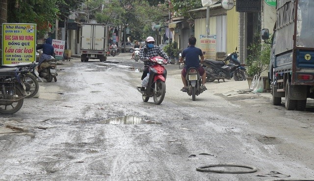 Du an cai tao duong giao thong xa Thanh Cao, huyen Thanh Oai: Nguoi dan mong muon som duoc trien khai - Hinh anh 1