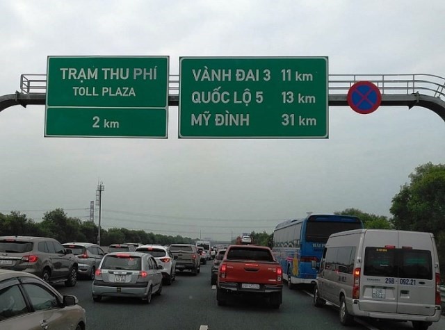 Nguoi dan un un do ve Ha Noi sau ky nghi Tet Duong lich - Hinh anh 9