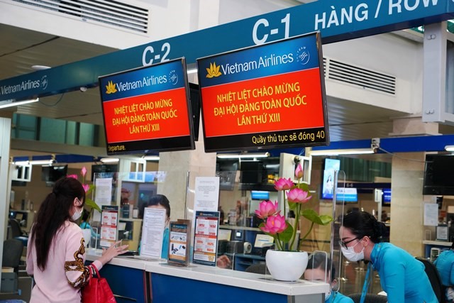 Ngay bay cao diem cua Vietnam Airlines phuc vu Dai hoi Dang toan quoc lan thu XIII - Hinh anh 1