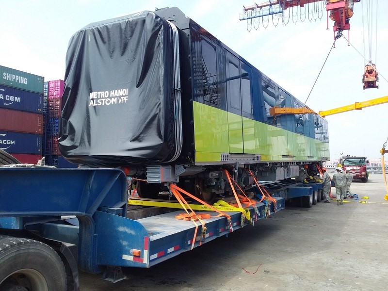 Doan tau metro thu hai tuyen Nhon - Ga Ha Noi vua cap cang Hai Phong co gi dac biet? - Hinh anh 2